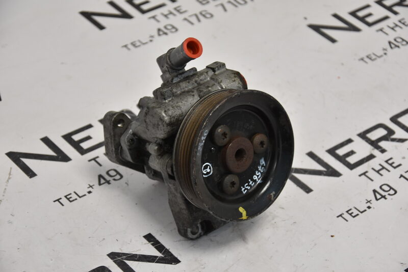 BMW X5 4.6is E53 Servopumpe Hydraulik Pumpe Lenkung 6756737 Bild 2