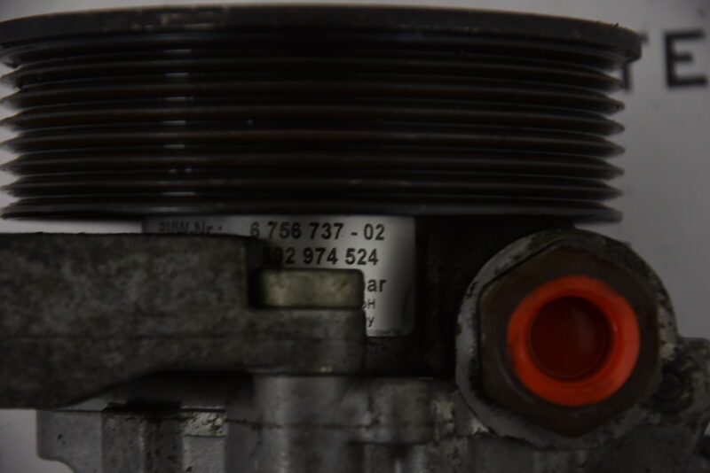 BMW X5 4.6is E53 Servopumpe Hydraulik Pumpe Lenkung 6756737 Bild 5