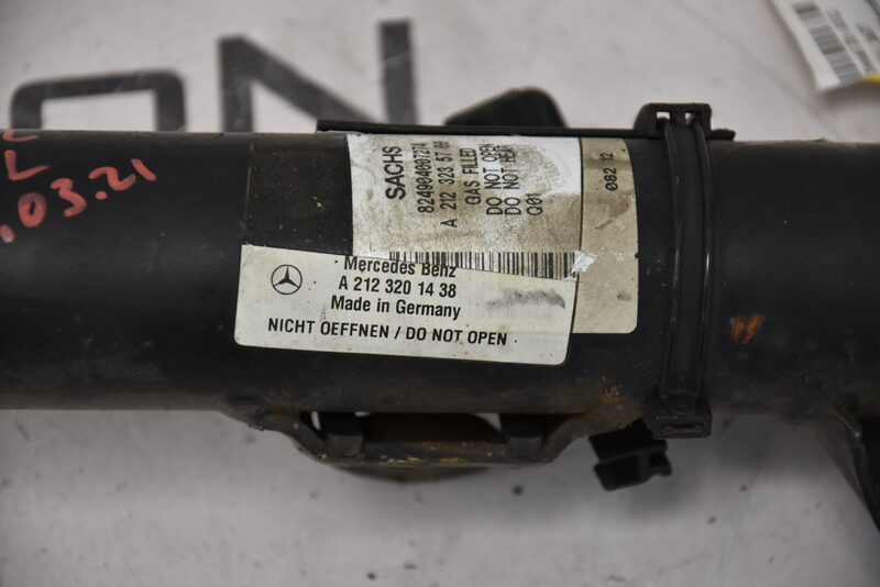 Mercedes E Klasse W212 Federbein Stoßdämpfer Vorne Links A2123201438 Bild 3