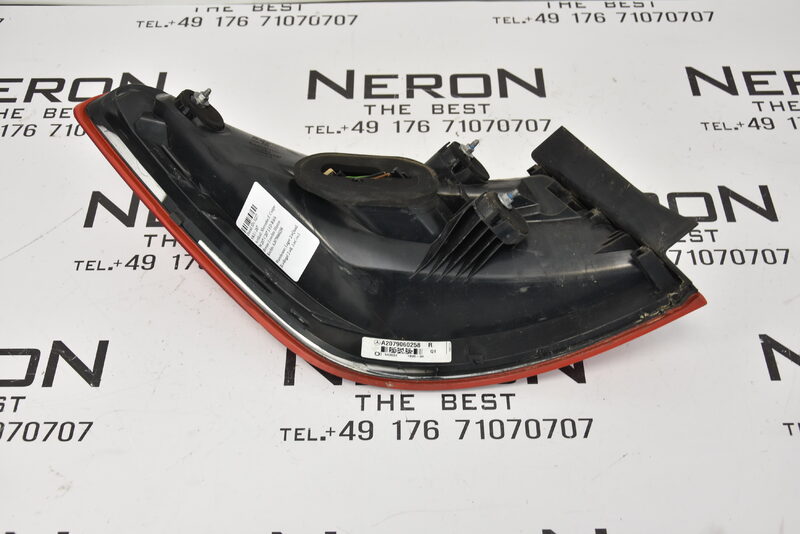 Mercedes E Coupe W207 C207 LED Rück Brems Leuchte Rechts A2079060258 Bild 3