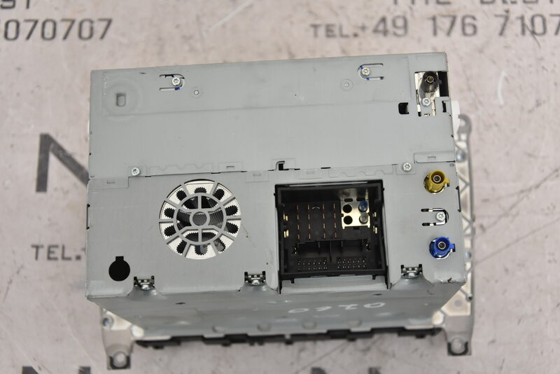 Mercedes CLK W209 C209 Navi Navigation Autoradio A2098208389 Bild 2