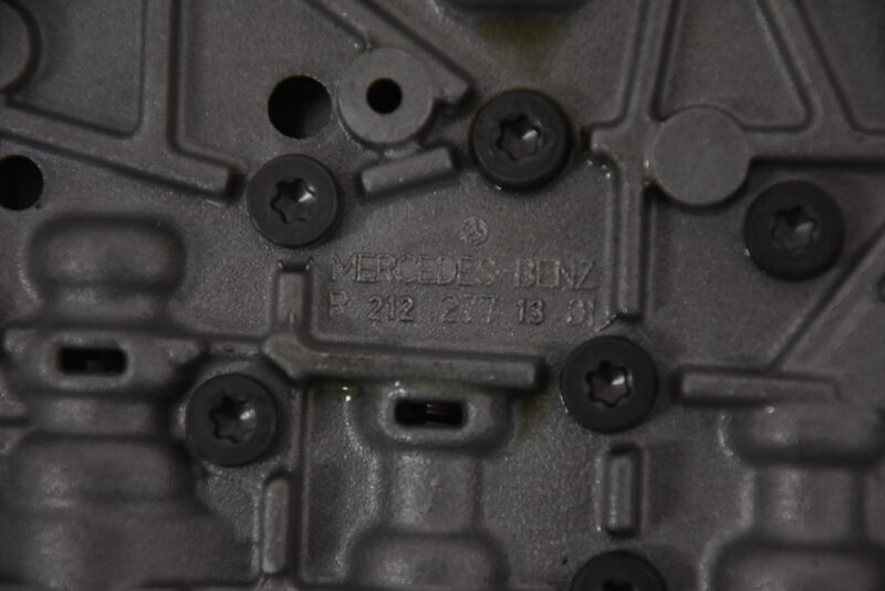 Mercedes 350 CDI W212 W221 W216 Mechatronik Getriebeventilkarosserie A2122700006 Bild 4