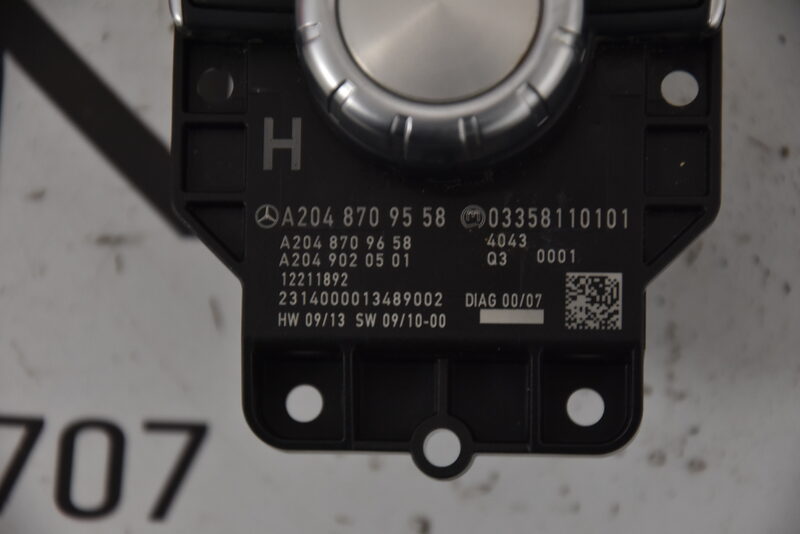 Mercedes W204 X204 W207 W212 Drehschalter Bedienfeld Navi Controller A2048709558 Bild 4