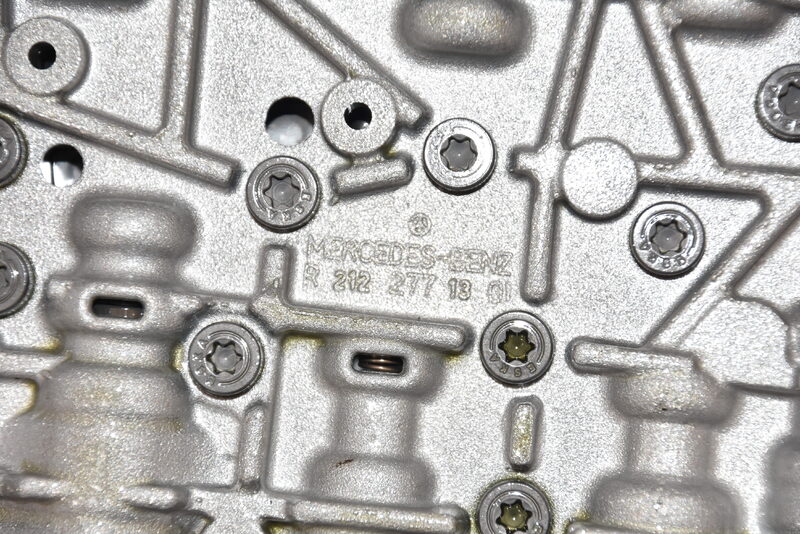 Mercedes 220 350 W212 W204 X204 Mechatronik Getriebeventilkarosserie 2122700106 Bild 3