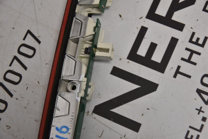 Mercedes C Klasse Kombi W204  3 te Zusatz Brems Stop Leuchte A2049062601 Bild 5