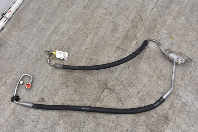 Mercedes E63 AMG W212 Servolenkung Druckschlauch A2124660181 Bild 2