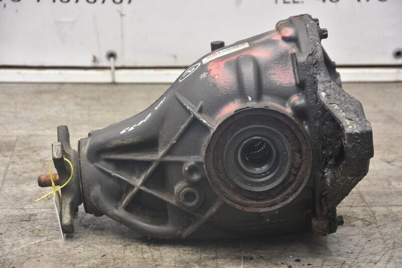 Mercedes C 350 CDI W204 Differential Hinten Differentialgetriebe A2043506700 Bild 4