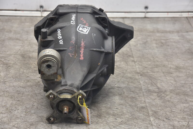 Mercedes E CLS 63AMG W212 C218  Differential Hinten Achsgetriebe A2183503800 Bild 5