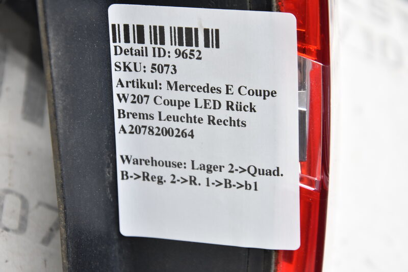 Mercedes E Coupe W207 Coupe LED Rück Brems Leuchte Rechts A2078200264 Bild 9