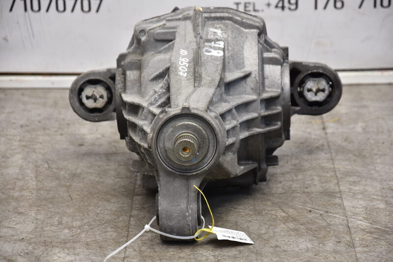 Porsche Cayenne 4.8 958 Differential Hinten Achsgetriebe MFA Bild 2