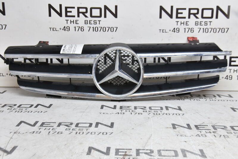 Mercedes CLK A209 C209 W209 Kühlergrill Front Grill A2098800123