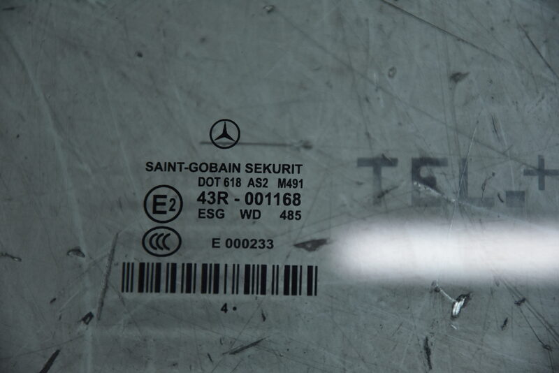 Mercedes CLS C219 W219   Seitenscheibe Scheibe Fenster Vorne Rechts Grün Bild 3