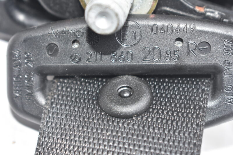 Mercedes E W211 Sicherheits Anschnall Gurt Vorne Rechts Schwarz A2118602085 Bild 5