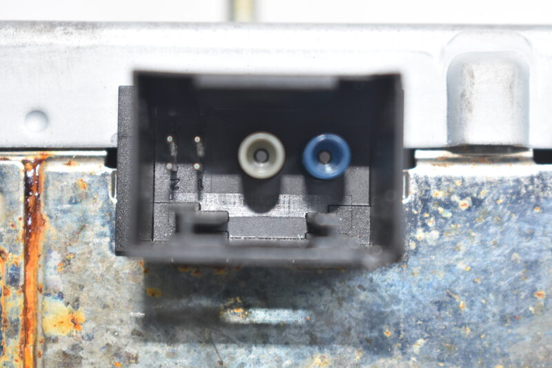 Mercedes E W211 W219 Antennenverstärker Antenne Verstärker Modul A2118701589 Bild 3