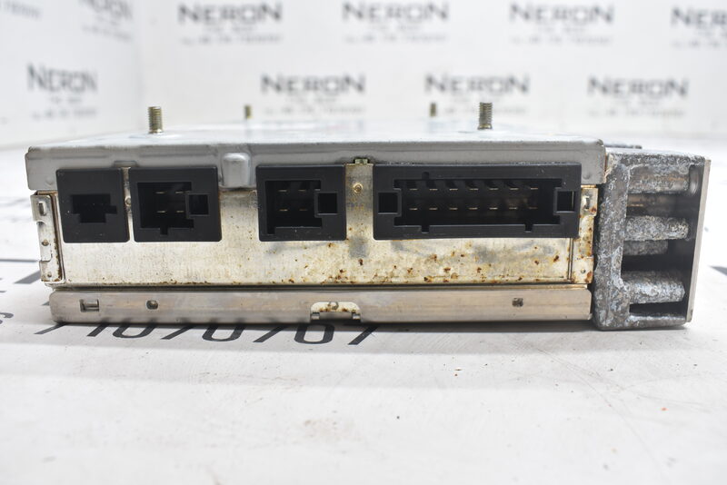 Mercedes E W211 W219 Antennenverstärker Antenne Verstärker Modul A2118701589 Bild 5