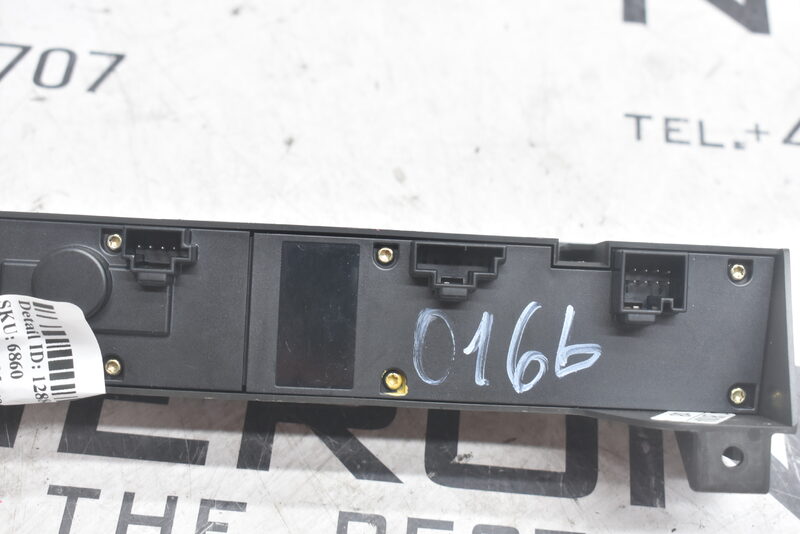 Mercedes SLK R171  Schalterleiste Schalterblock Bedienfeld A1718204810 Bild 4