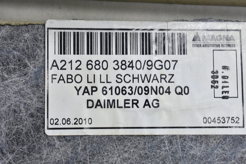 Mercedes E Klasse W212 Fahrerbod Belag  Schwarz Vorne Links A2126803840 Bild 6