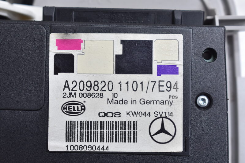 Mercedes CLK W209  Innenraum Beleuchtung Leselampe Leuchte A2098201101 Bild 5
