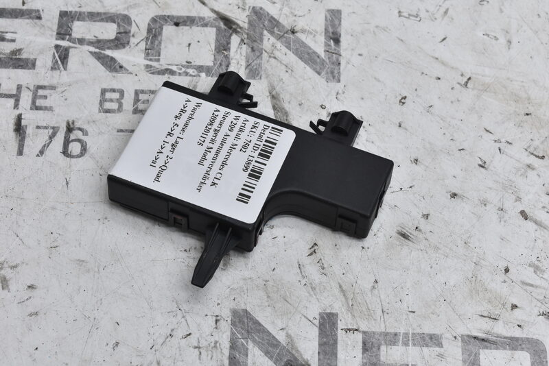 Mercedes CLK W209 Antennenverstärker Steuergerät Modul A2098201175 Bild 2