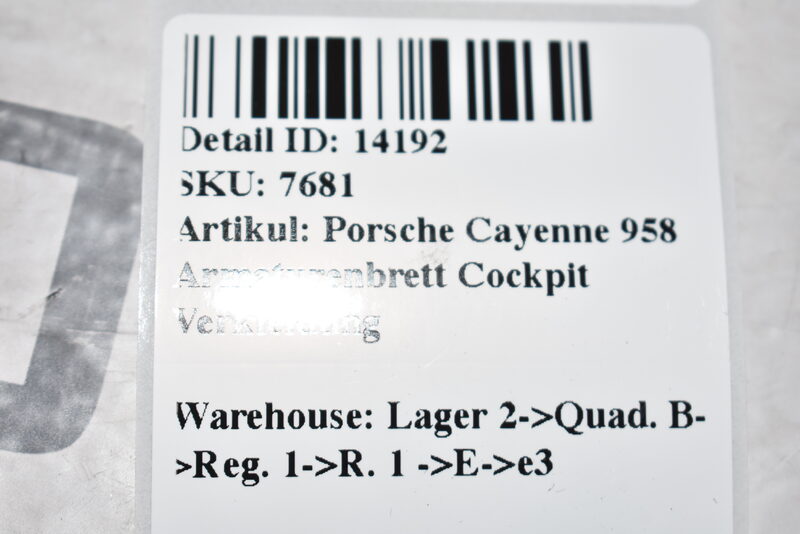 Porsche Cayenne 958  Armaturenbrett Cockpit Verkleidung Bild 9