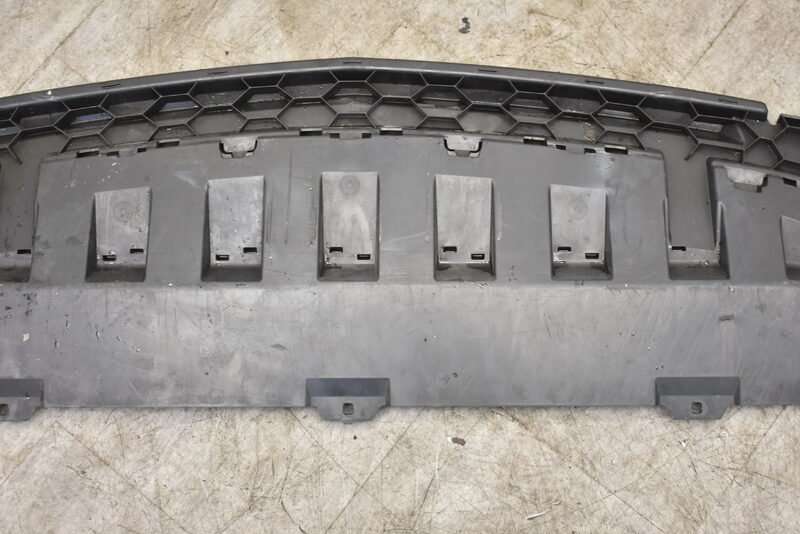 Mercedes V-Klasse Vito W447  Unterfahrschutz Adapter Unterboden A4478856400 Bild 7