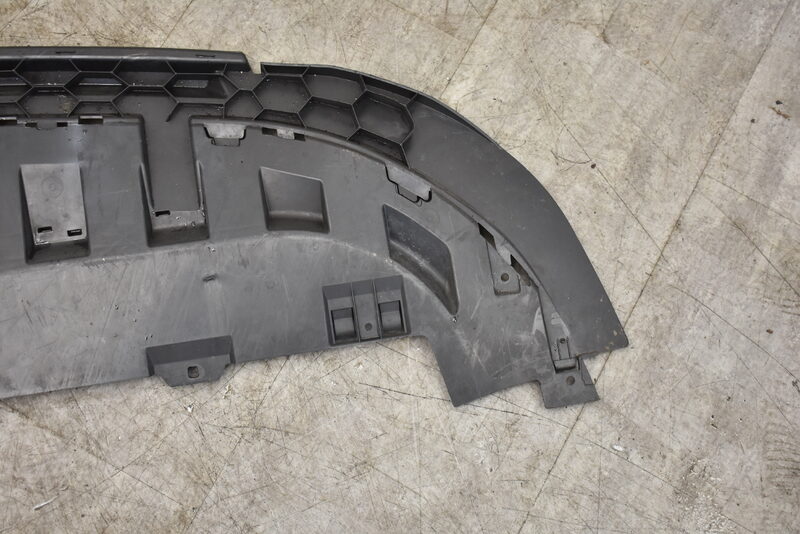 Mercedes V-Klasse Vito W447  Unterfahrschutz Adapter Unterboden A4478856400 Bild 8
