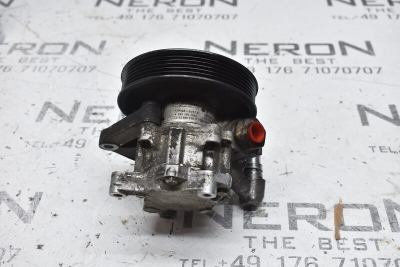 Mercedes CLK W209 W203 W204 W210 Servopumpe Hydraulik Pumpe Lenkung A0044667901 Bild 2