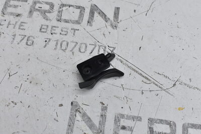 Land Rover Defender Left Hand Sliding Window Catch CPL000020
