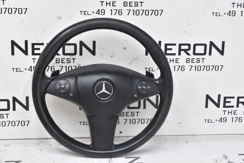 Mercedes C Klasse W204 Lenkrad Leder Multifunktion  Schwarz A2044601703