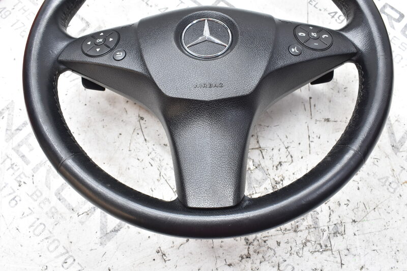 Mercedes C Klasse W204 Lenkrad Leder Multifunktion  Schwarz A2044601703 Bild 3