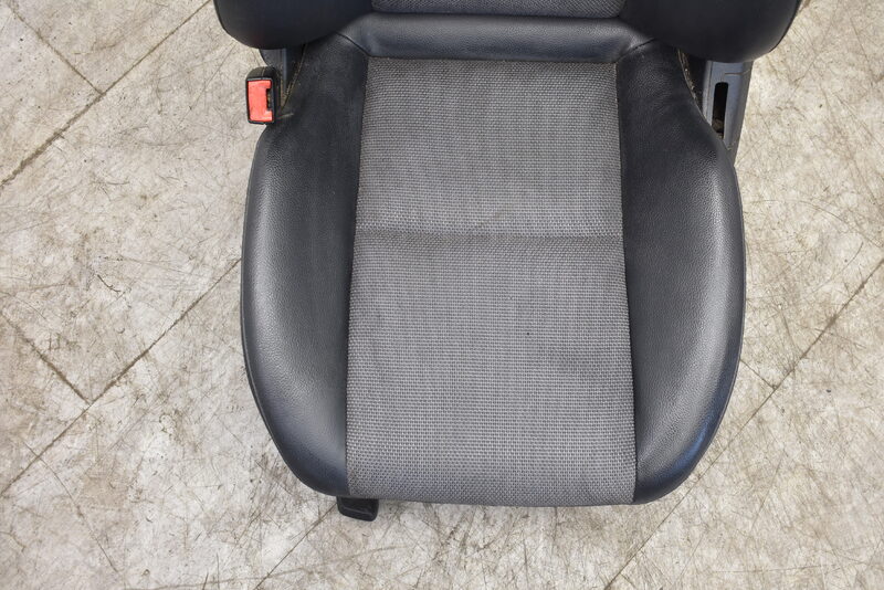Mercedes C Klasse W204 Innenausstattung Ausstattung Sitze Kunstleder Schwarz Bild 3