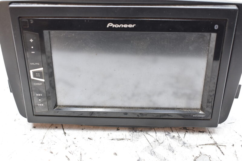 Autoradio CD/DVD Player Pioneer MVH-AV270BT für Mercedes CLK W209 Bild 2