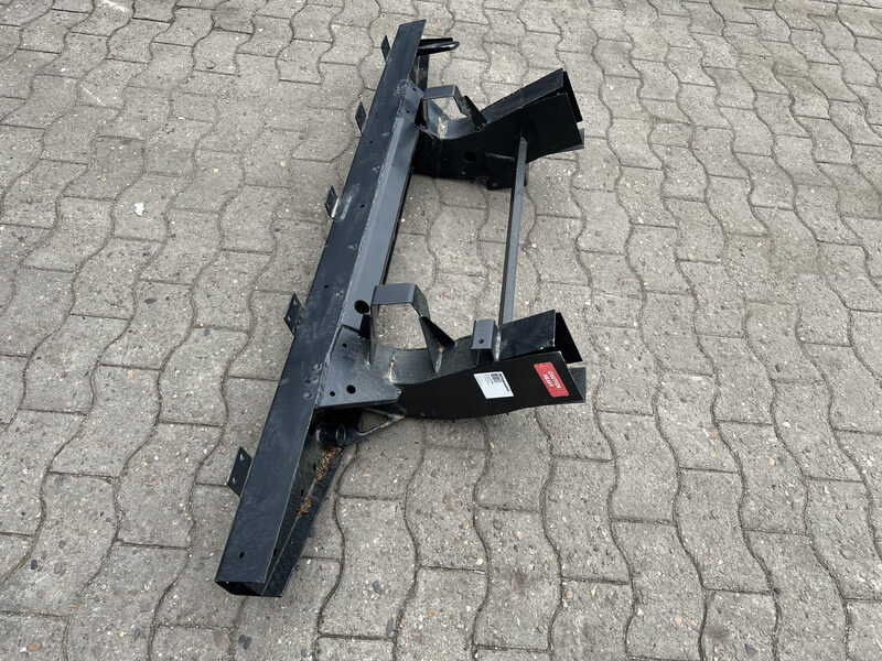 Land Rover Defender 90 Hinterer Quer Durchschnitt mit Fussverlängerungen STC8650 Bild 2