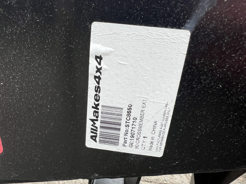 Land Rover Defender 90 Hinterer Quer Durchschnitt mit Fussverlängerungen STC8650 Bild 7