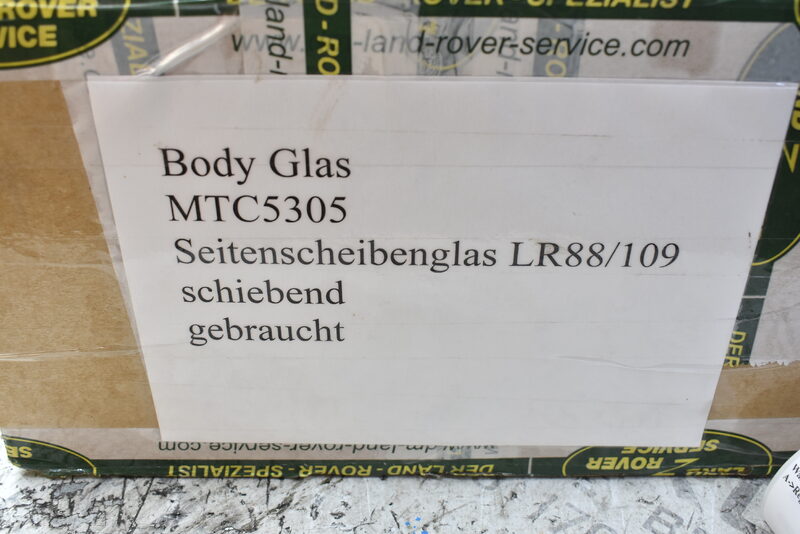 Land Rover Serie II Glas Schiebe Anschluss Vorne MTC5305 Bild 3