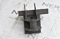 Land Rover 109 Chassis-Teil Fedearufhängung hinten STC8290 Bild 3