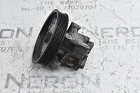 Mercedes 200/220 CDI W204 W211 Servopumpe Hydraulik Pumpe Lenkung A0044667001 Bild 3