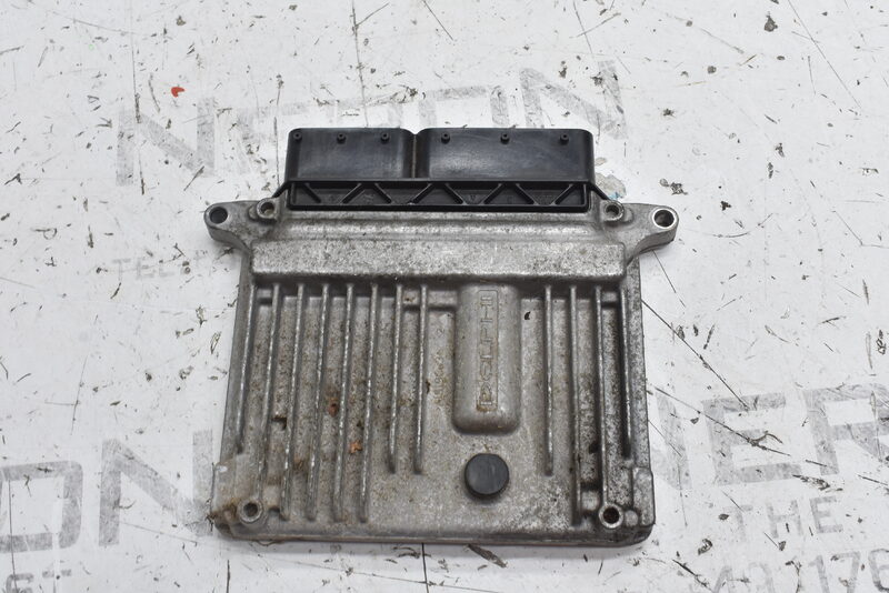 Mercedes C Klasse 200 CDI W204 136ps Motorsteuergerät ECU A6461502634 Bild 2