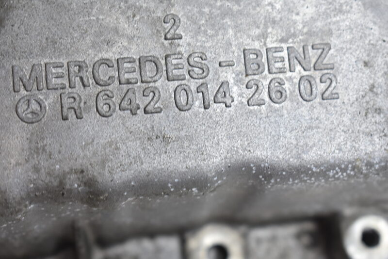 Mercedes OM642  Ölwannen R6420142602 Bild 7