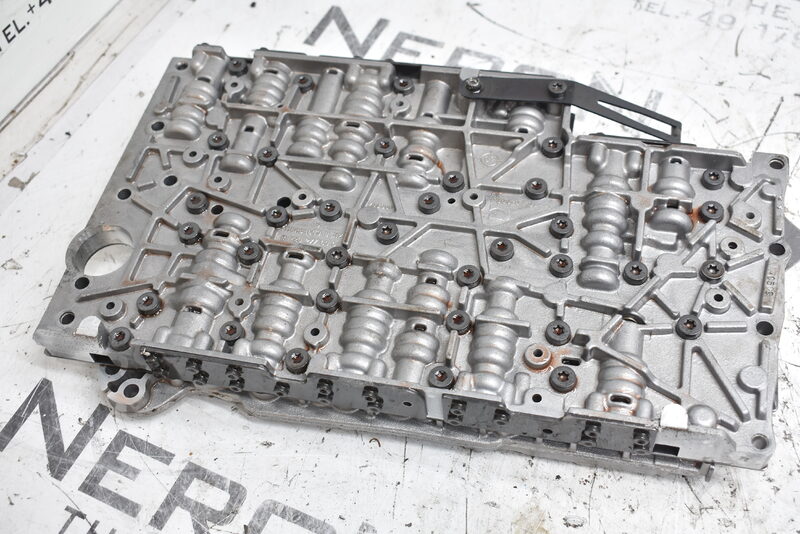 Mercedes  R171  Mechatronik Steuereinheit Getriebeventilkarosserie  A2202702106 Bild 5