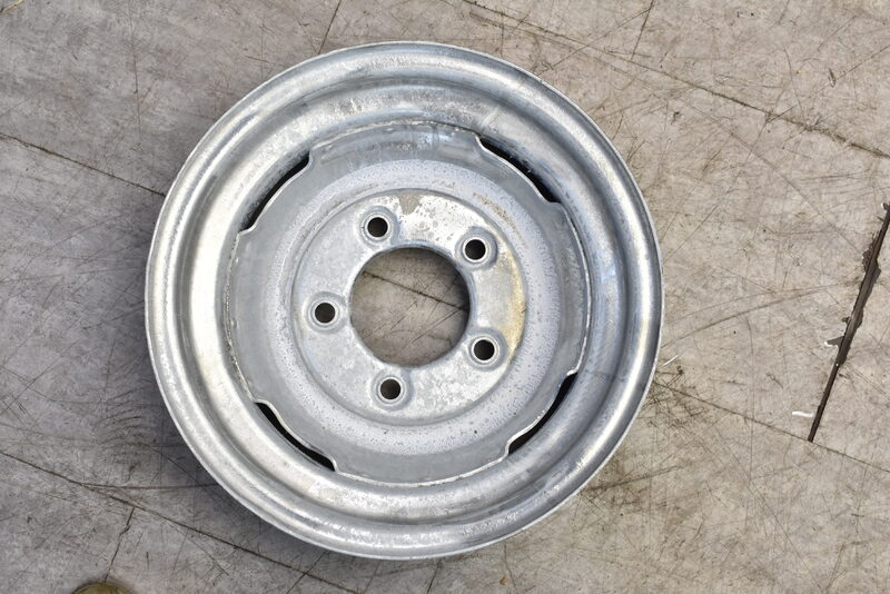 Land Rover Defender Felge 16x5,5 X 33 NRC7578PMV Bild 3