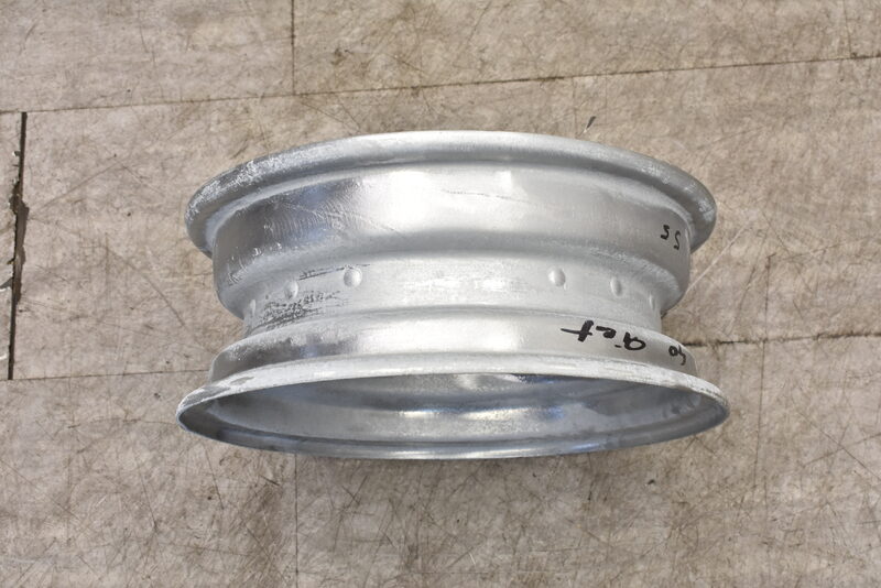 Land Rover Defender Felge 16x5,5 X 33 NRC7578PMV Bild 2