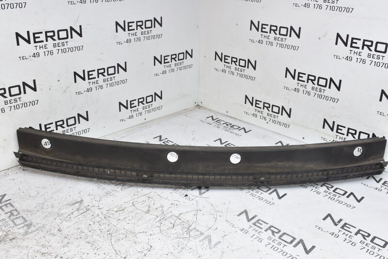 Land Rover Discovery Plenum Molding MXC6374PMD