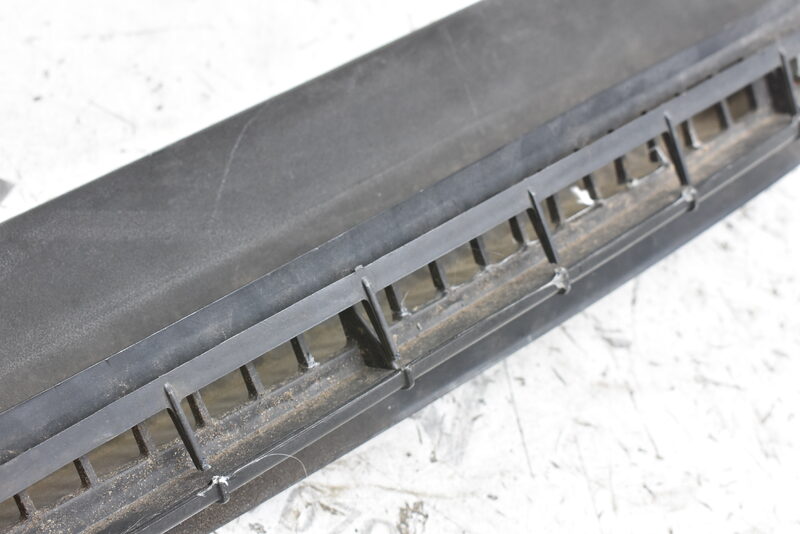 Land Rover Discovery Plenum Molding MXC6374PMD Bild 3