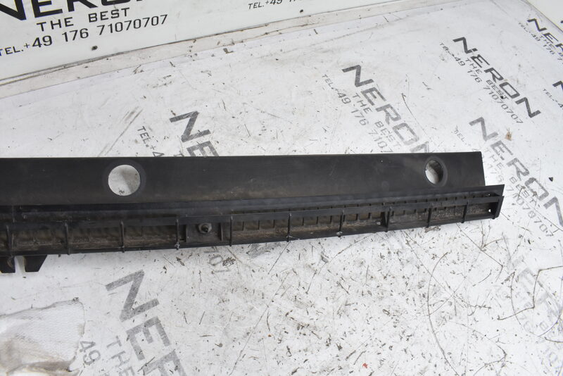 Land Rover Discovery Plenum Molding MXC6374PMD Bild 6
