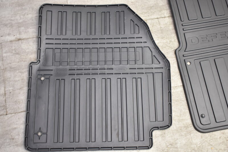 Land Rover Defender LR90-130 Gummimatten Fußmatten VPLDS0147 Bild 3