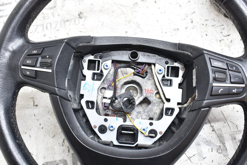 BMW 5er F10 F01 F02 F11 F18 Lenkrad Leder Multifunktion  Schwarz Bild 5