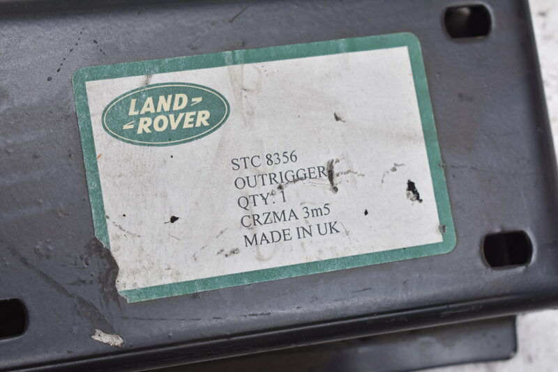 Land Rover 110 Chassisteil  STC8356 Bild 4