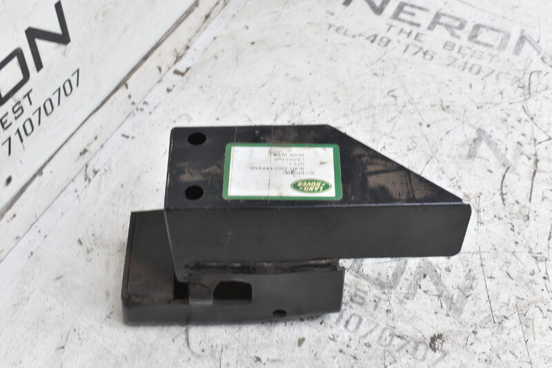 Land Rover LR90 130 Chassisträger Vorne Links STC8653 Bild 2