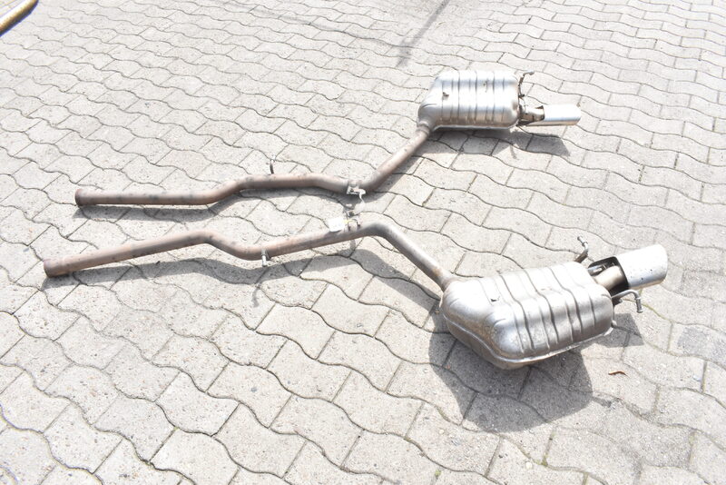 Mercedes C S204 W204 C320 C350 CDI Auspuffen und Endtopfen Rechts A2044911701 Bild 4